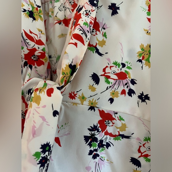 Veronica Beard NWT Payton Silk Blend Floral Long Sleeve Stretch Blouse Size 6 - Picture 3 of 15